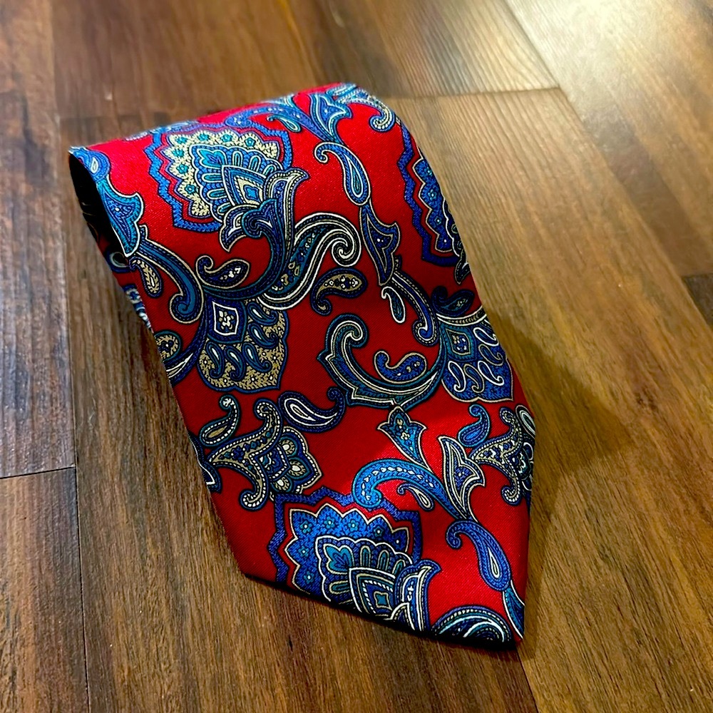 NWT Vintage Sheaf & Caber 100% Paisley Red Blue Teal Neck Tie, Original Sears - Picture 1 of 10